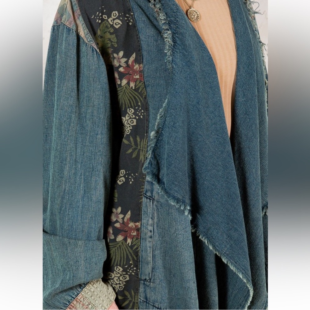 NWT YOUNG THREADS WESTERN BOHO PATCHED DENIM SHRUG - Picture 7 of 9